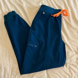 Women’s figs scrub pants
